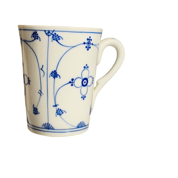 Vintage Moschendorf Bavaria Blue White Strawflower Chocolate Cups Set of 2 - Picture 13 of 13